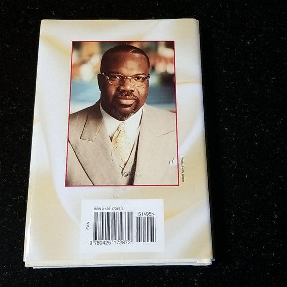 📖📙Hardback Book (Used) - Picture 2 of 4